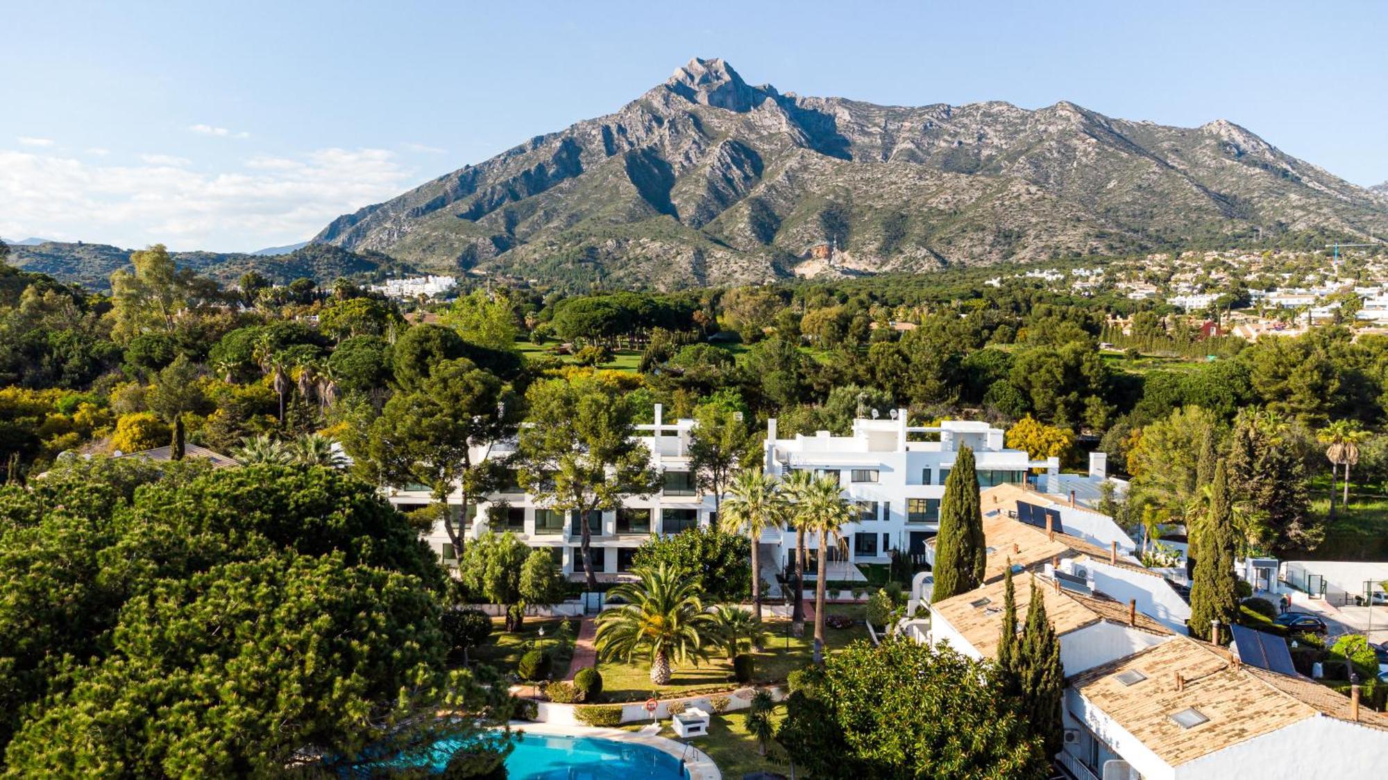 Penthouse On The Golden Mile Marbella Exteriör bild